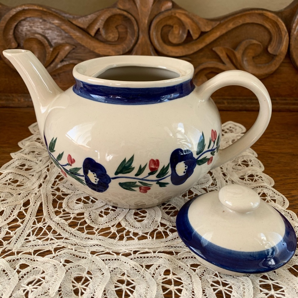 Ceramic Teapot - Picture 2 of 6